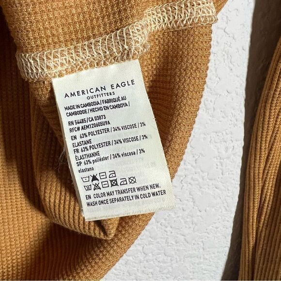 American Eagle Orange Ribbed Long Sleeves V Neck Crop Top Womens Small‎ - Picture 4 of 6